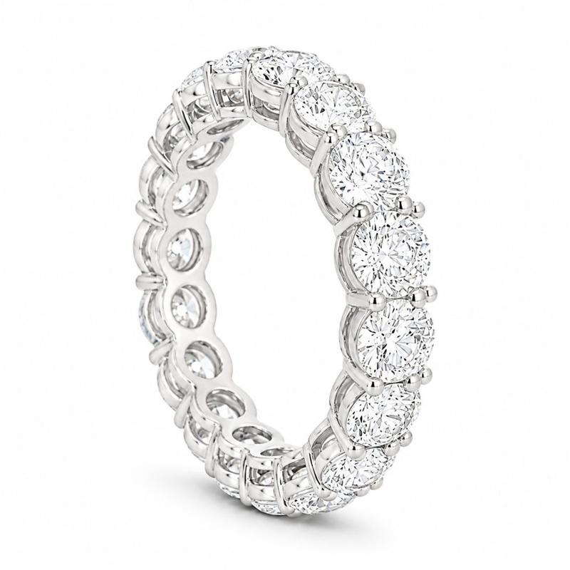 14 CTS Round Eternity Band in White gold